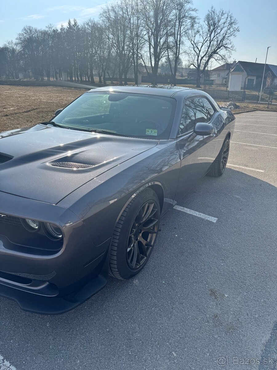 Dodge challenger 5,7hemi - 7