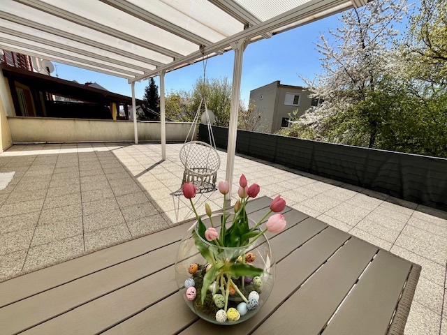 3.izb.byt 112 m2, s terasou o veľkosti 50m2 a garážou - 7