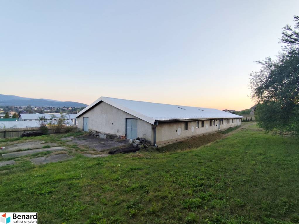 Na predaj MULTIFUNKČNÝ OBJEKT v KAPUŠANOCH, POZEMOK 2649 m2. - 7