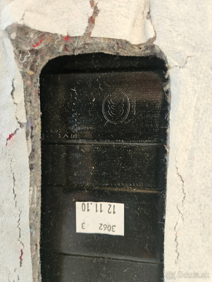 Bmw x5 e70...plastove podbehy - 7