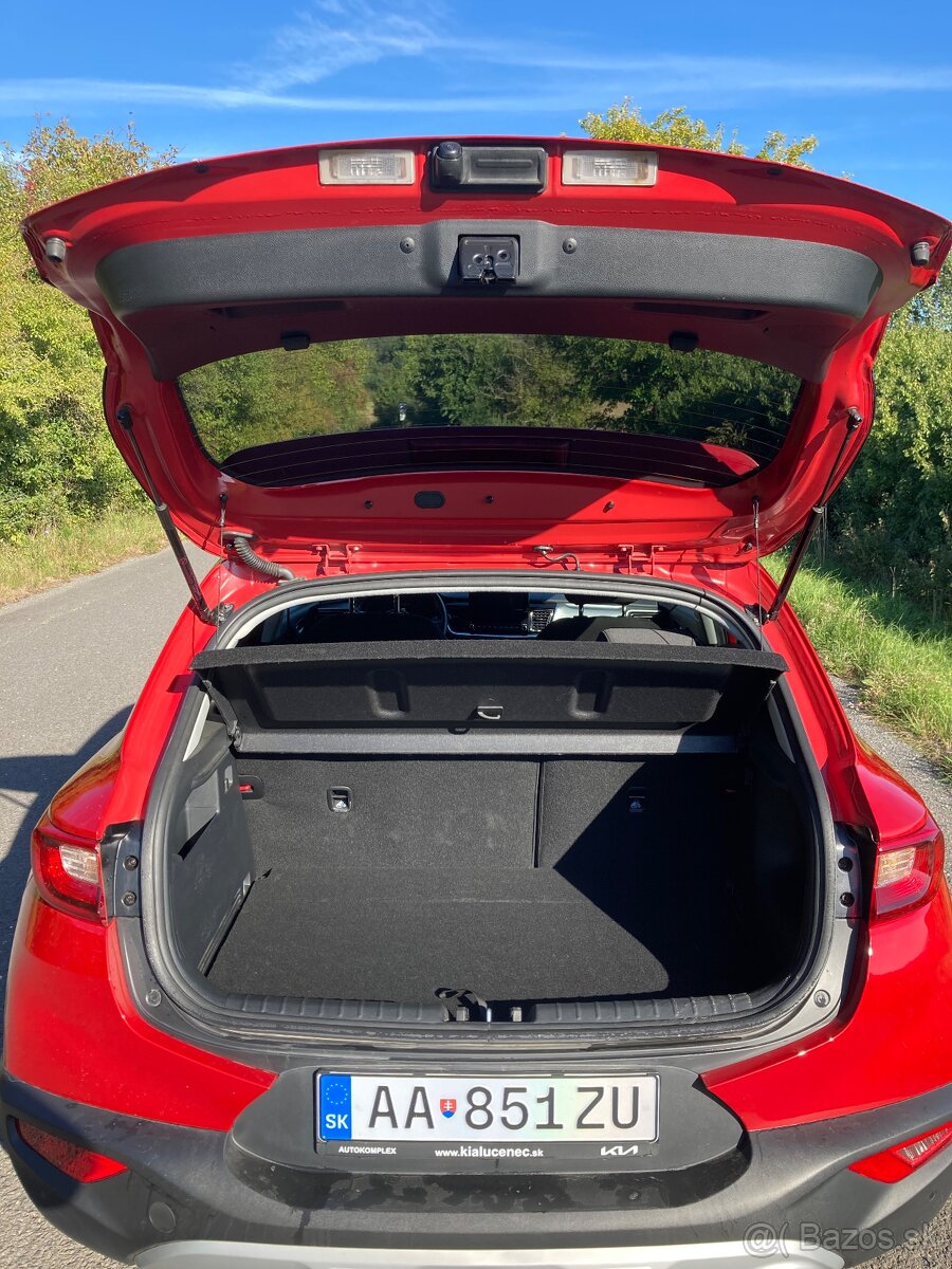 KIA STONIC - 7