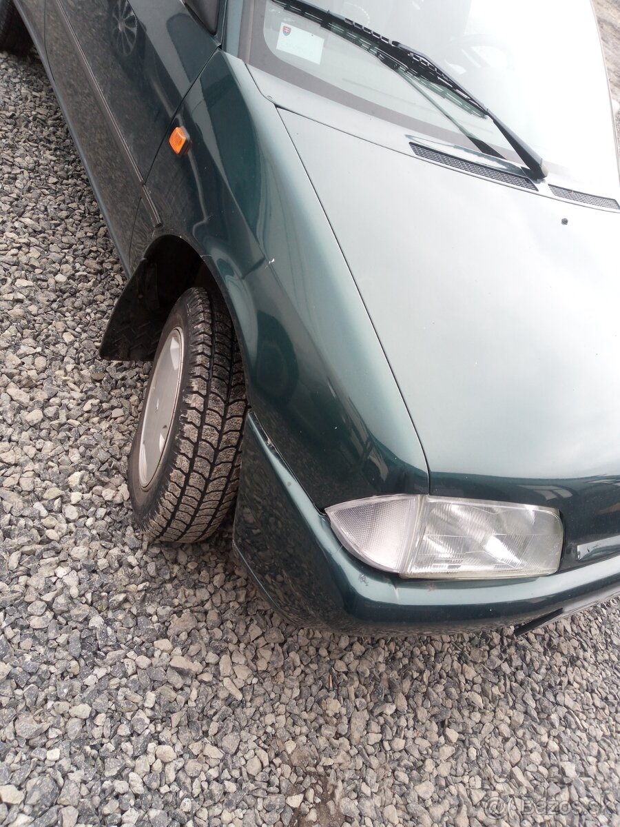 Predám Citroen ax 1.4d - 7