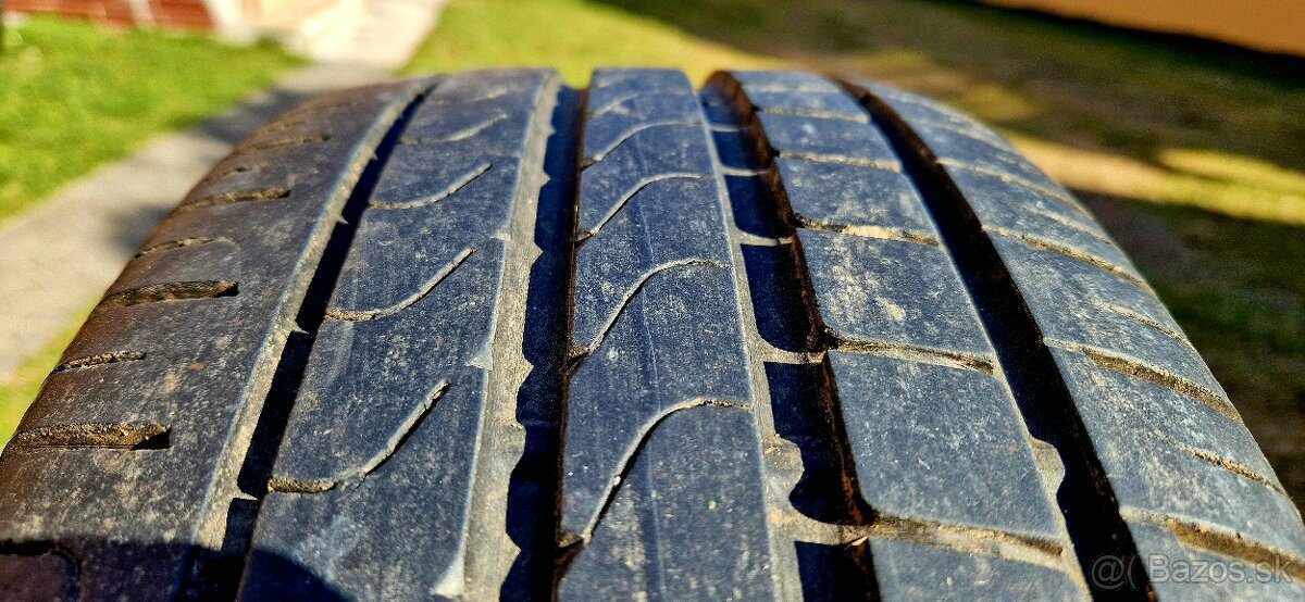 Pirelli Cinturato P7 225/55 R17 - 7