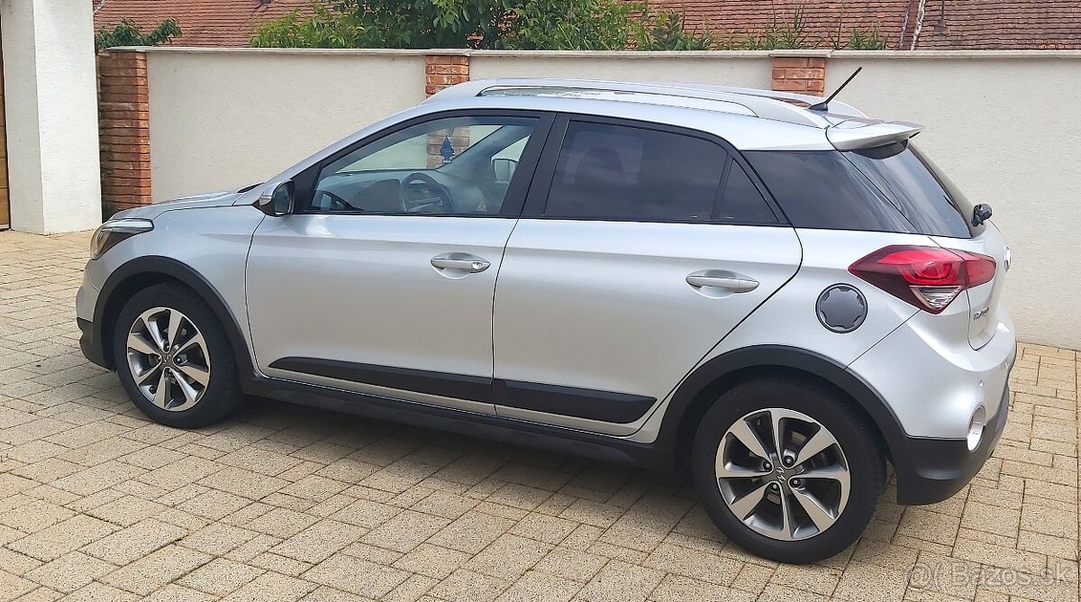 Hyundai I20 ACTIVE, benzín 1.4 , Nebúrané SK auto - 7