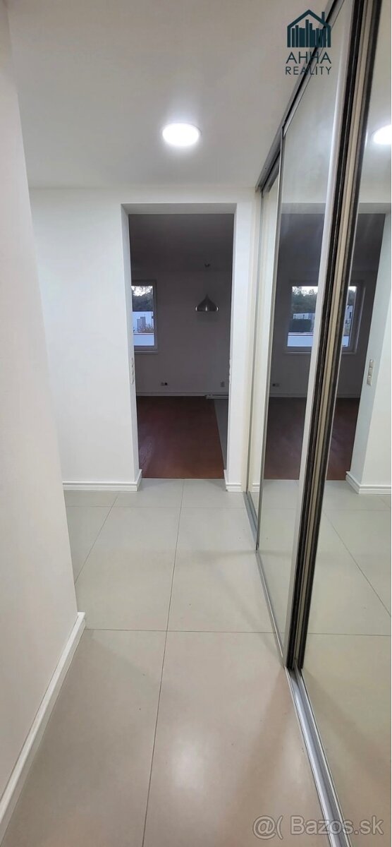 Štvorizbový byt na predaj- (Len 15 minút od Bratislavy) - 7