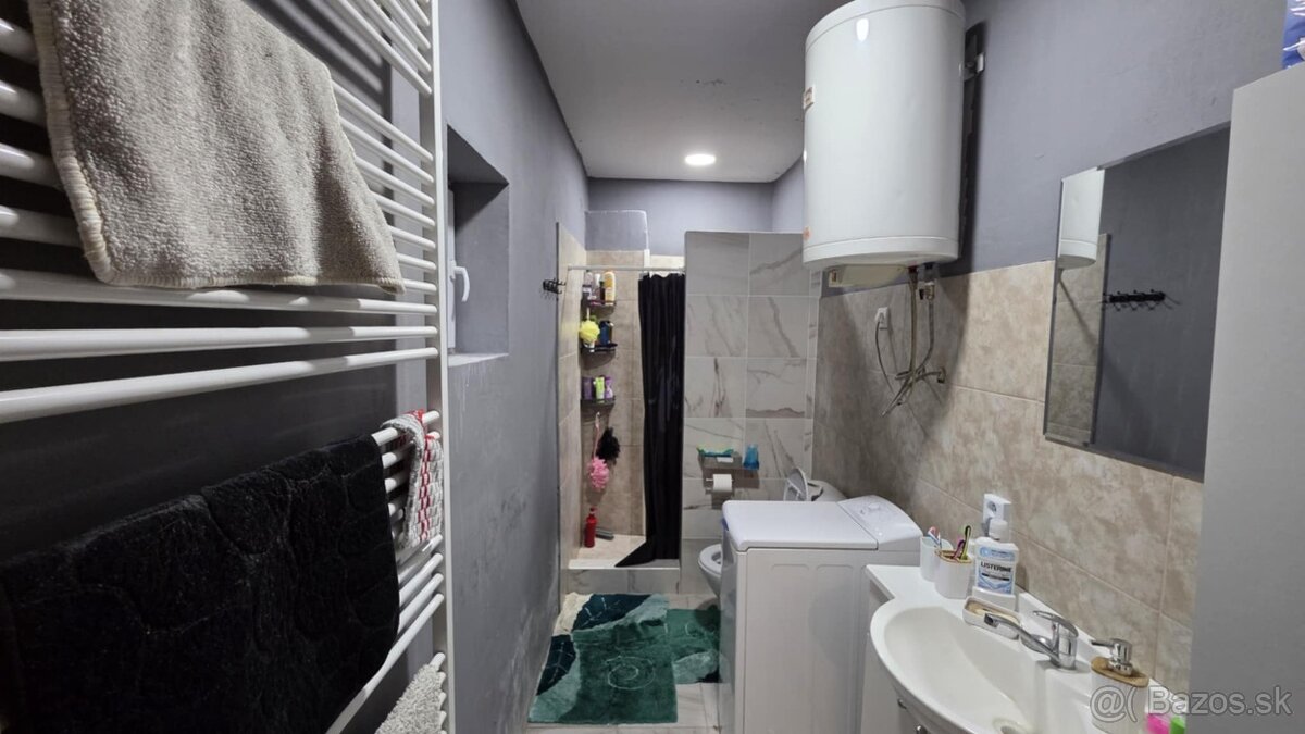 AKCIA - 2 Rodinné domy za cenu jedného Veľká Mača - 7