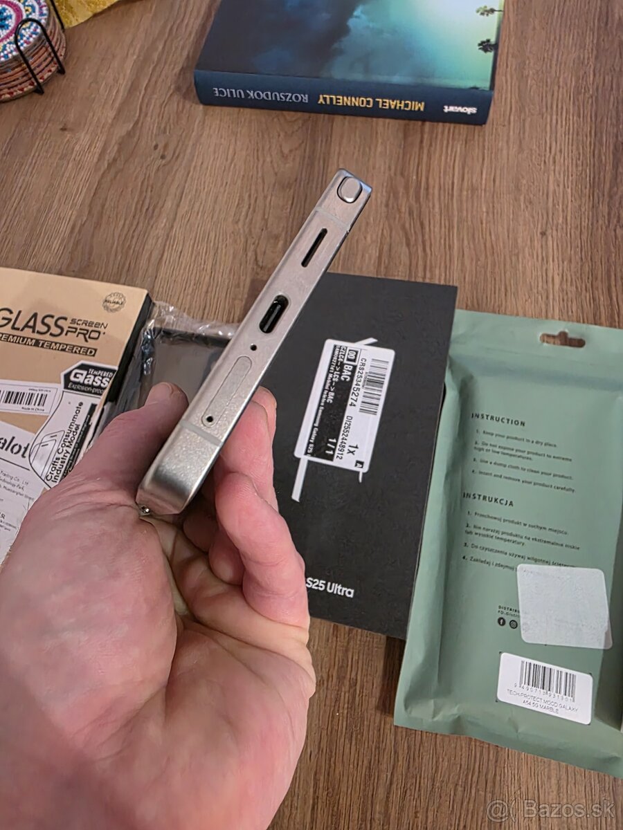 Samsung S25 Ultra 12 / 1TB HDD - 7