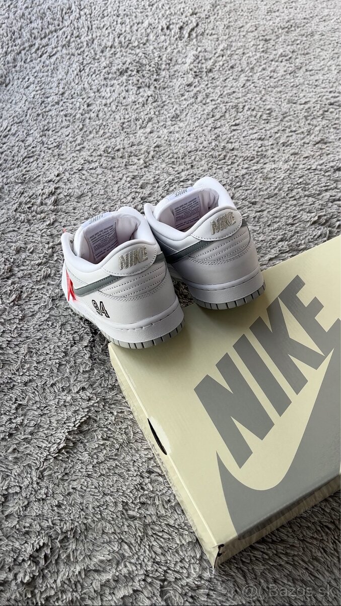 Nike SB Dunk Low Supreme 95 White Metallic Silver - 7