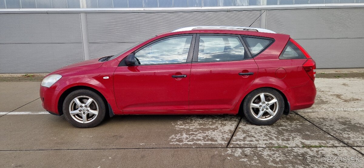 Kia Ceed combi 1.6 crdi 85 kW r.v. 2008 km 350000 - 7