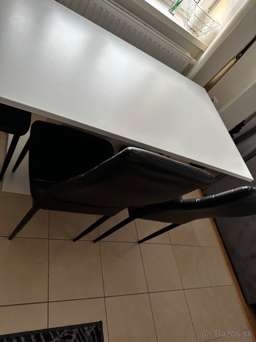 Jedálenský stôl - 7