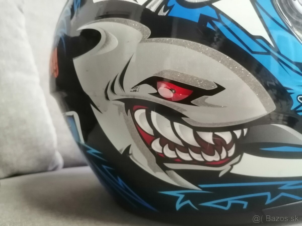 SHARK - 7