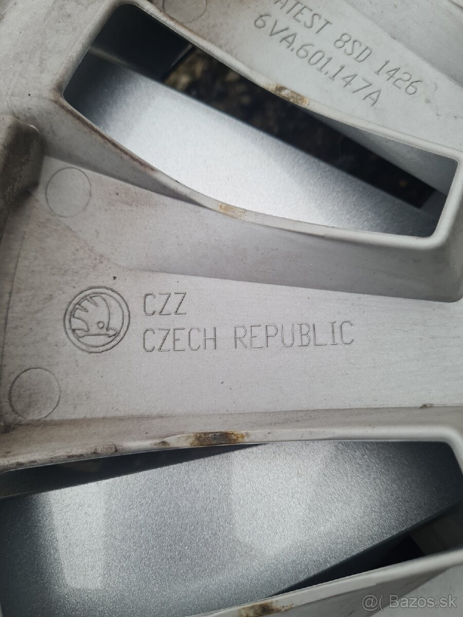 Puklice skoda r 15 - 7