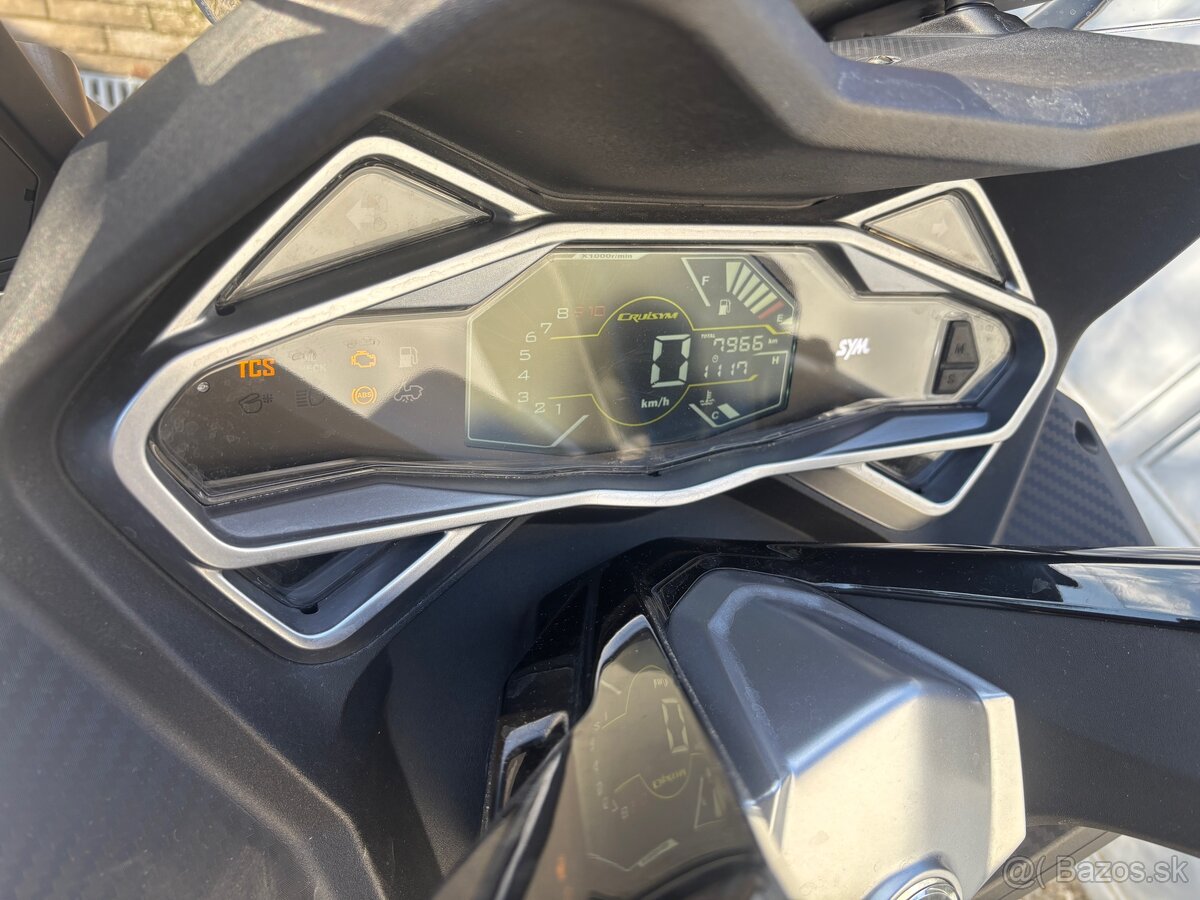 SYM Cruisym 300i model 2021 - 7