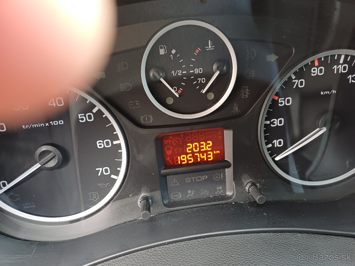 peugeot partner teepee,1,6d,73kw,2018,MT5,kúp.vSR,5miest. - 7