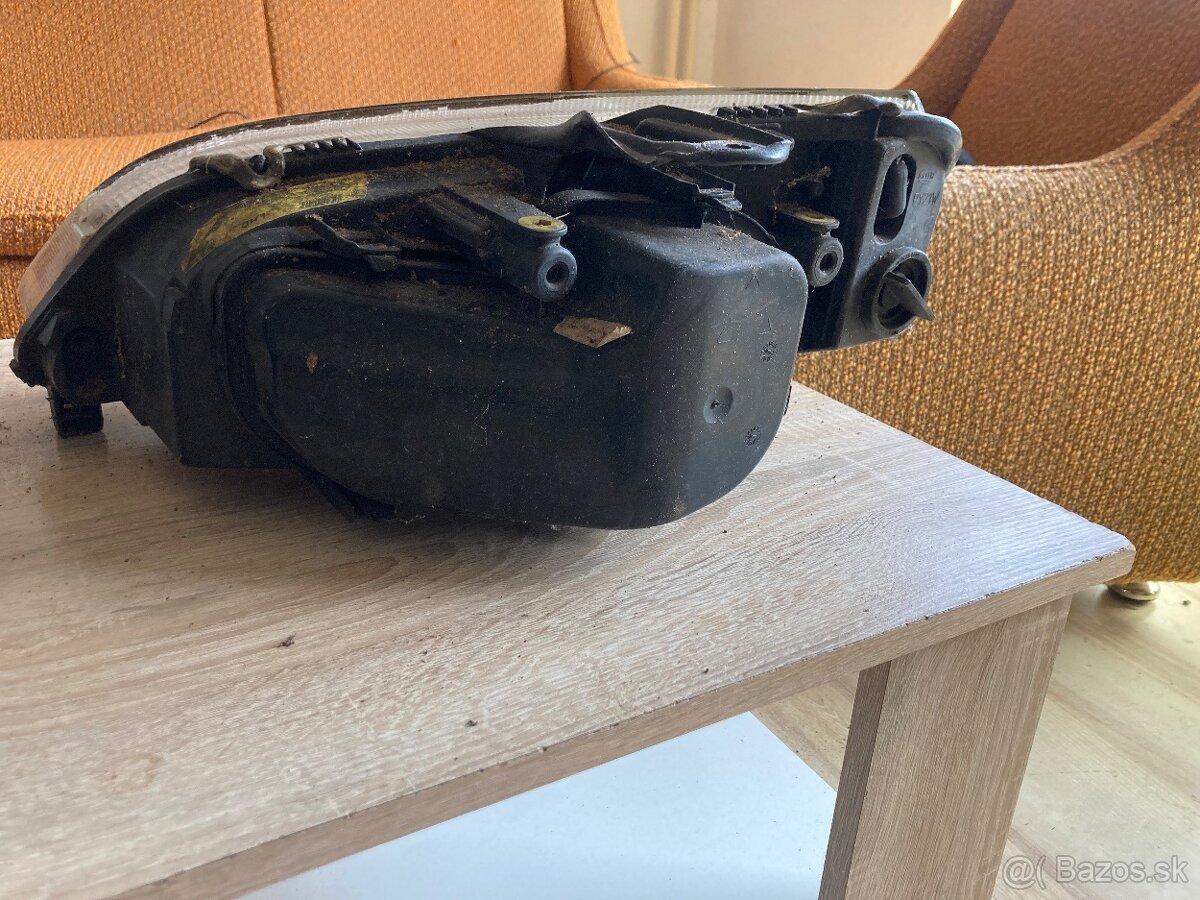 Predám predné svetla na Ford C-Max - 7