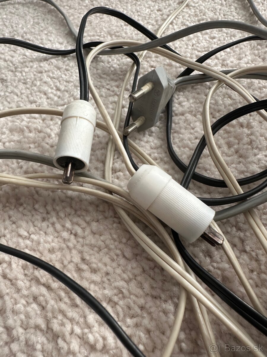 Stary gramofon Tesla model NCZ-040 - 7