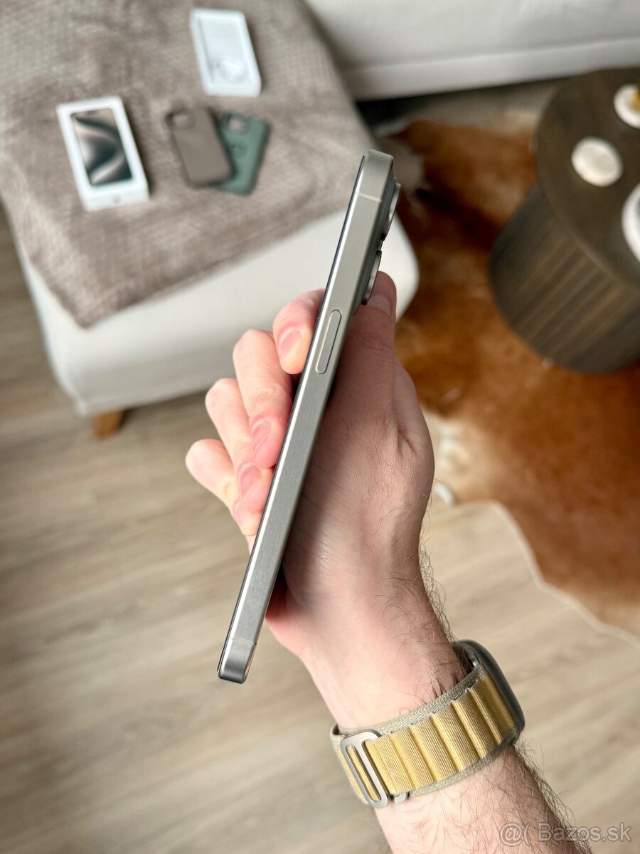 iPhone 15 Pro Max 256GB Natural Titanium - 7