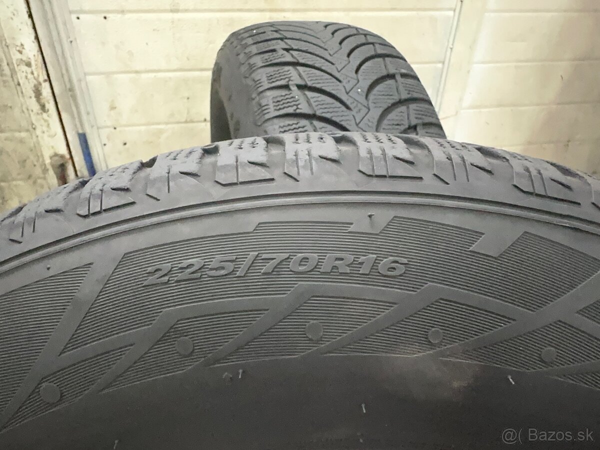 225/70R17 zimne - 7