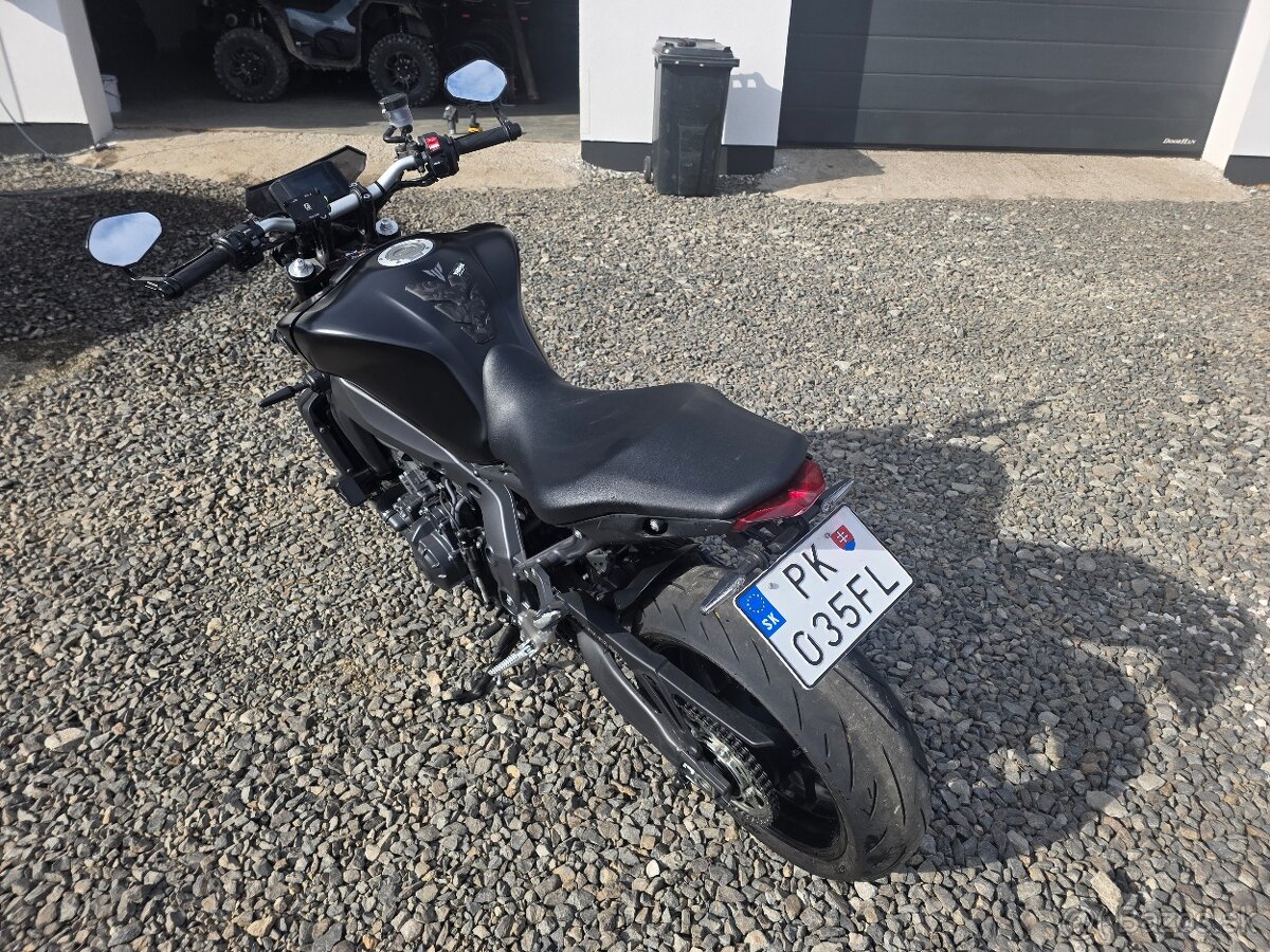 2023 yamaha mt 09 - 7