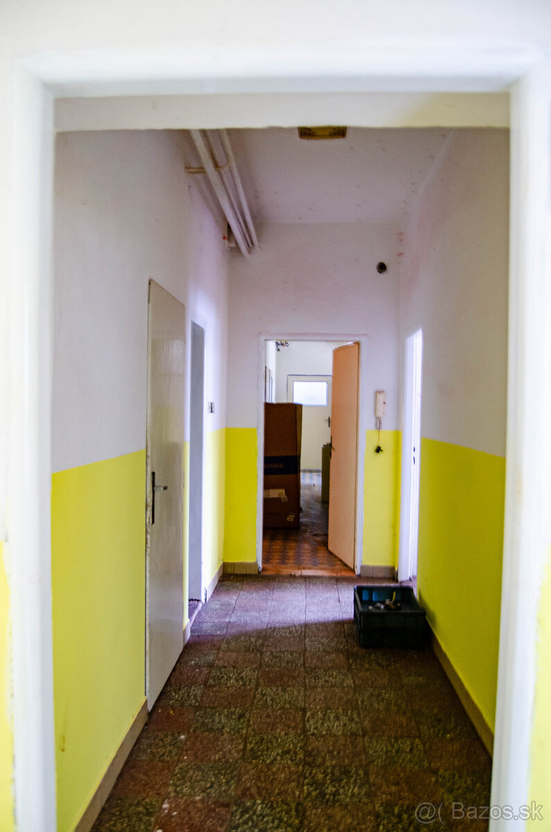 Priemyselno-administratívna budova - 7