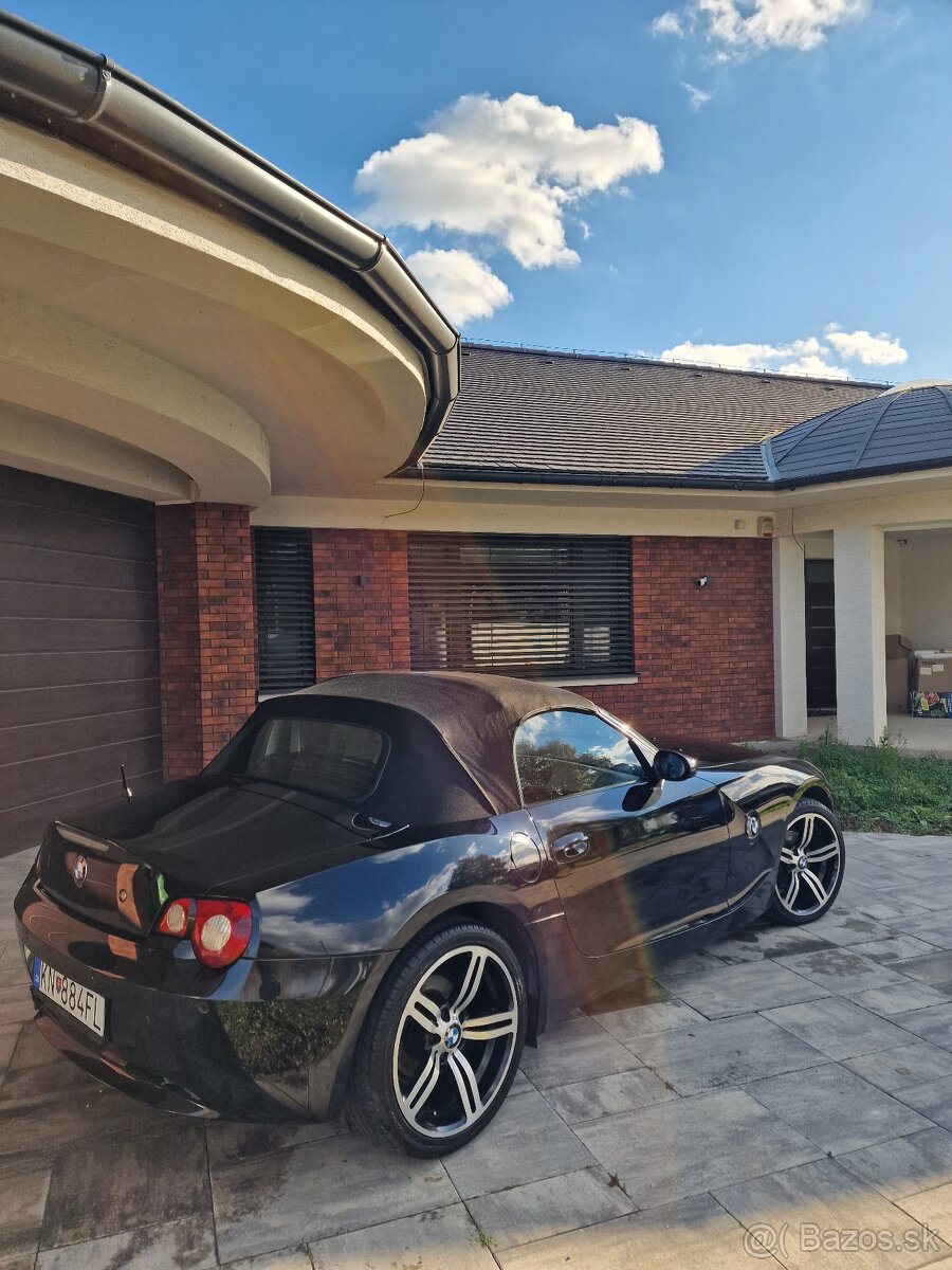 BMW Z4 2.2 - 7