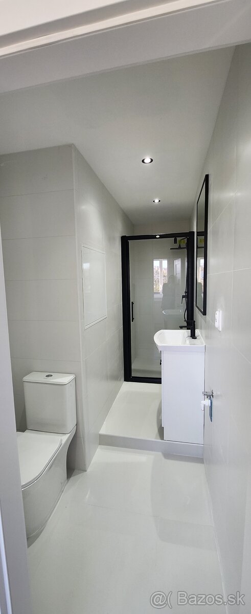 Ponúkame na predaj 2 izb.byt na sídlisku III. - 7