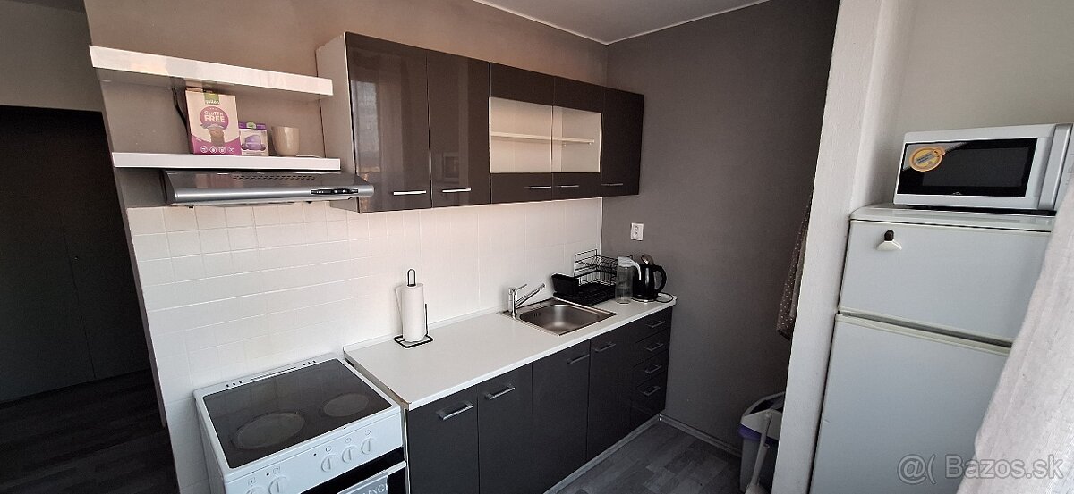 Na prenájom 1 izbový byt na západe - 7