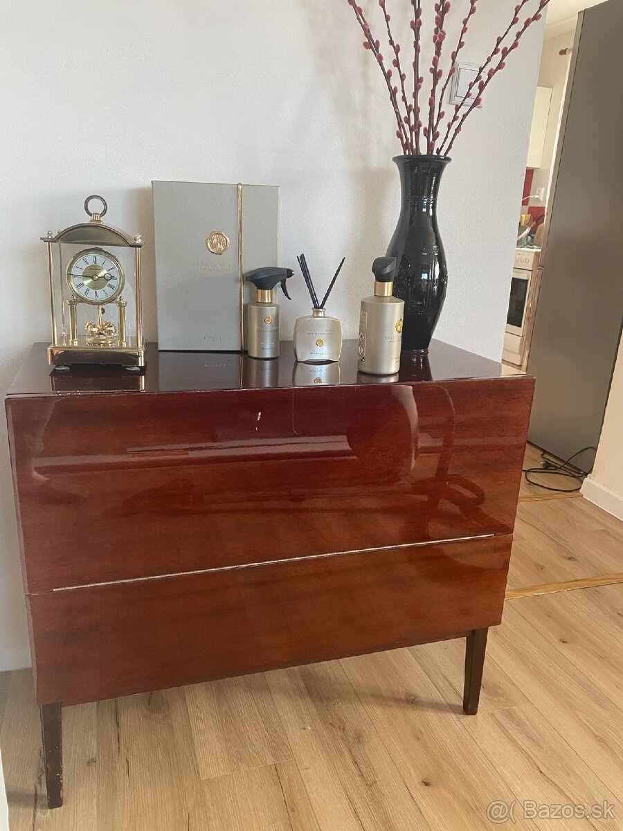 Retro nábytok - 7