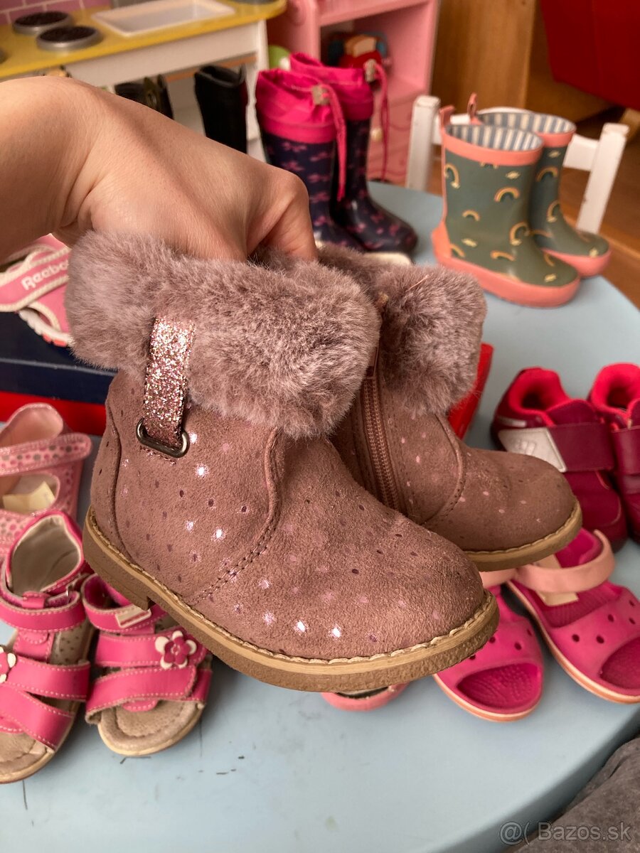 Dievčenské topánky č. 23 - 7