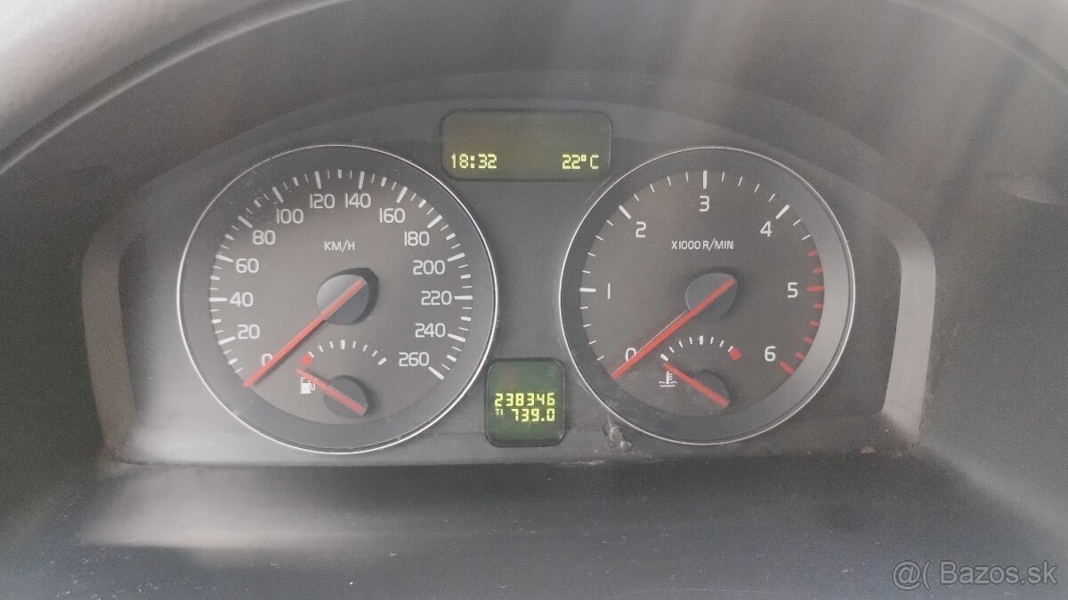 Predám Volvo V50 1,6 Tdi - 7