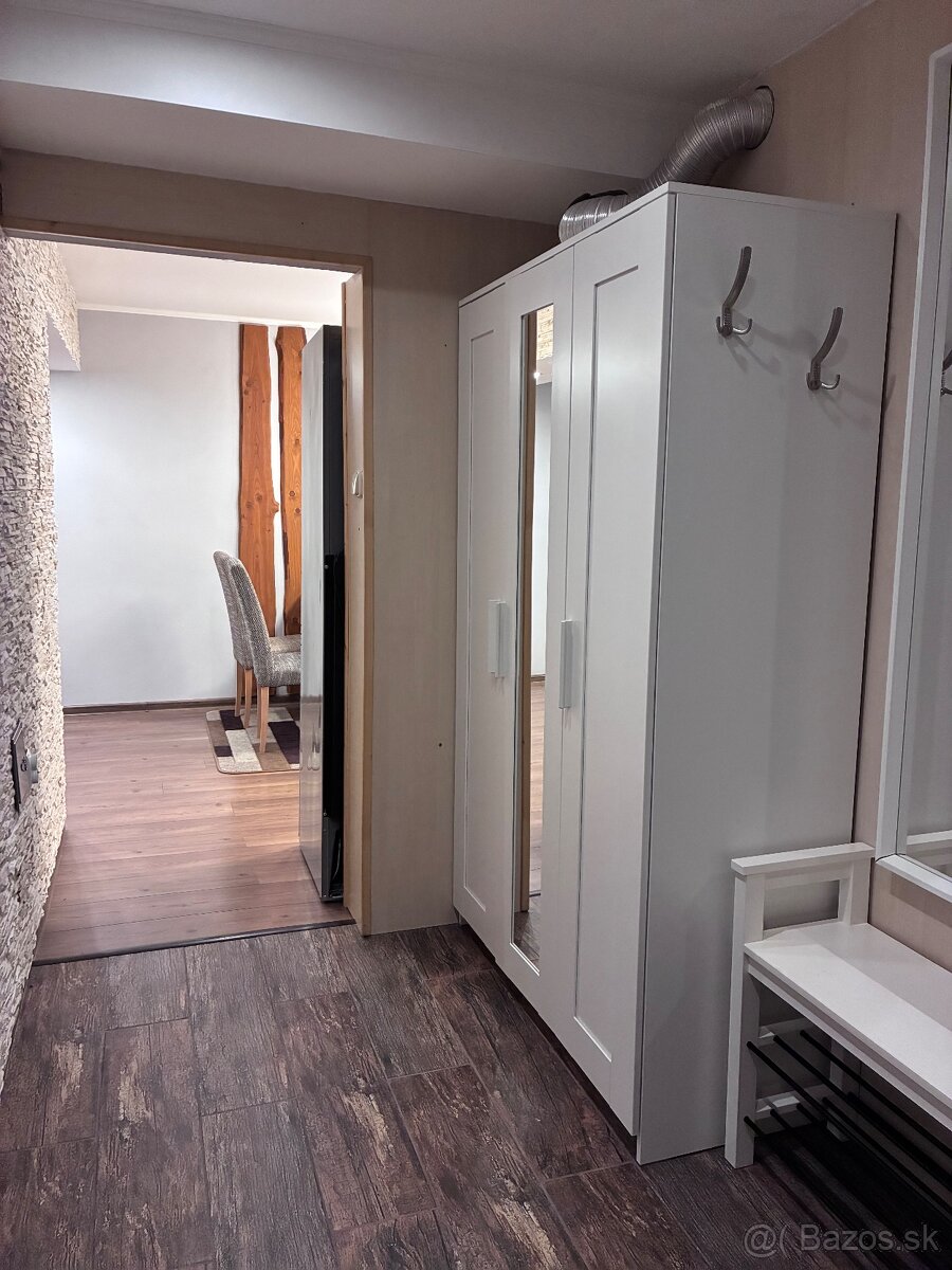 Prenajmem 2-izbovy velmi prijemny byt s krbom - 7