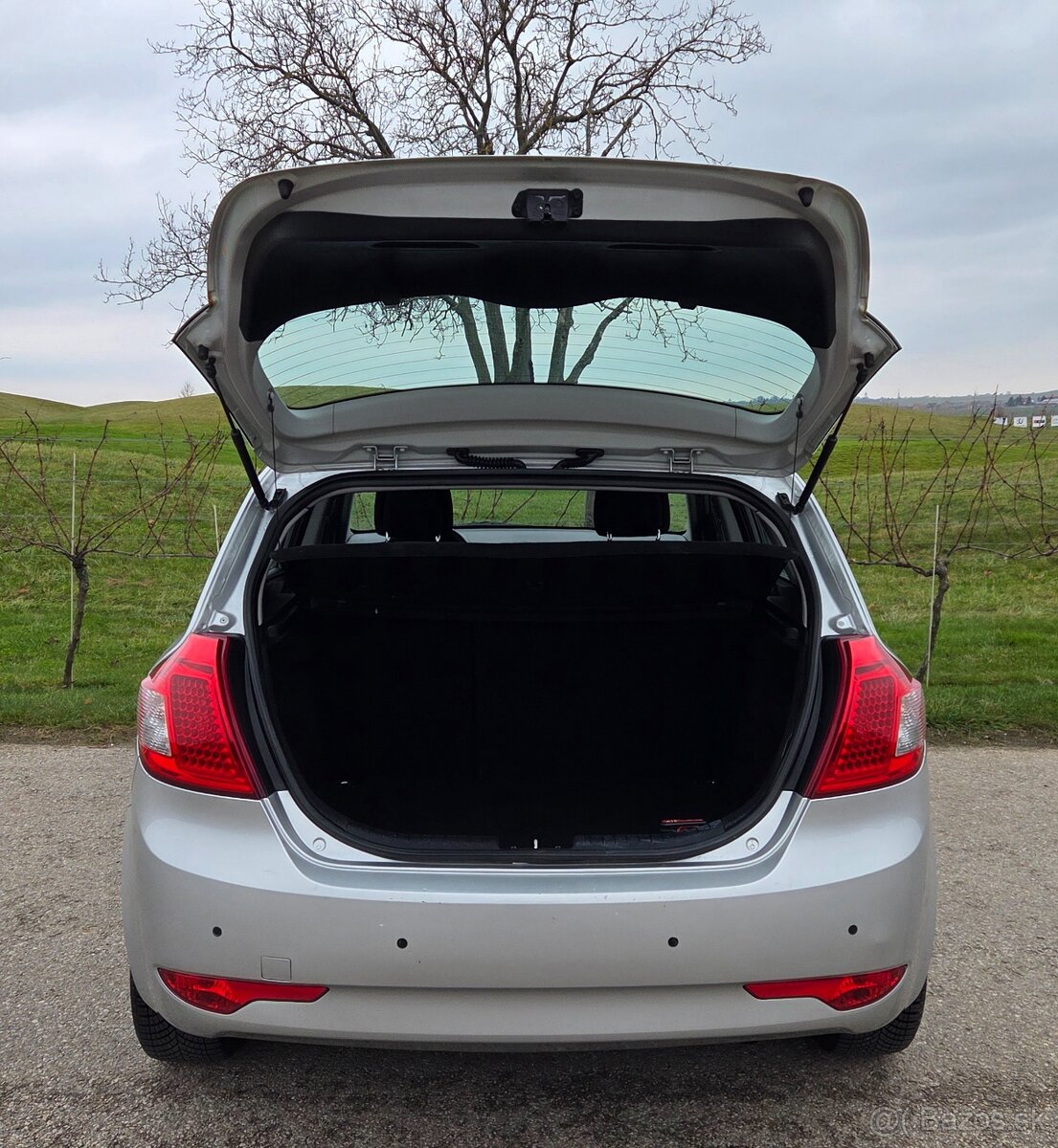 Kia Ceed 1.4 16V 66KW/90PS R.V.03/2012 - 7