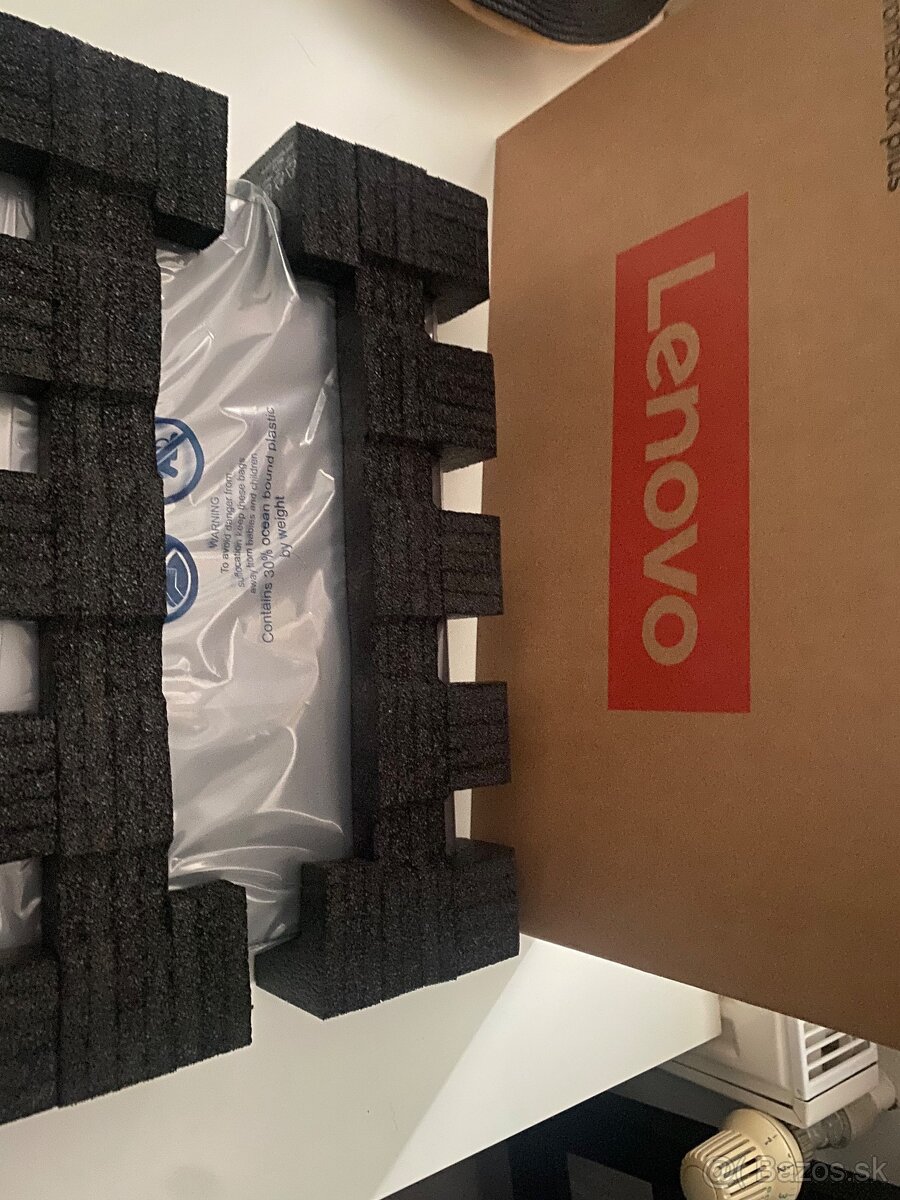 Predam nový notebook LENOVO - 7