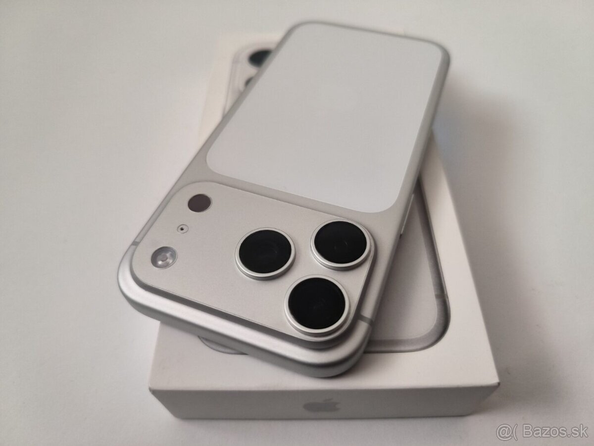 apple iphone 17 PRO 256gb Silver / Batéria 99% - 7