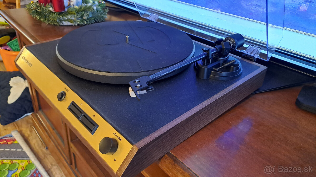 Crosley 72 – Retro gramofón ako nový, 3× pustený - 7