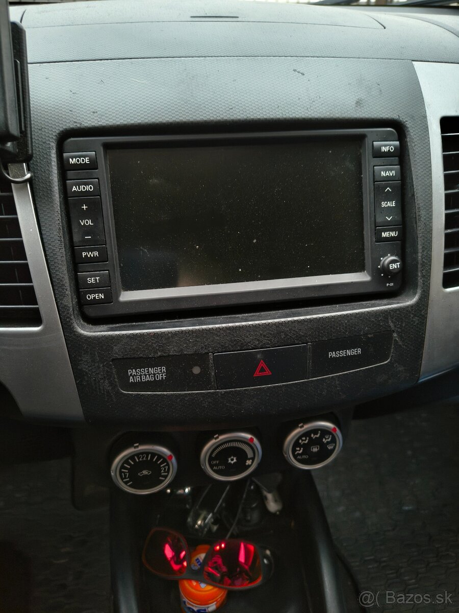 Predám Peugeot 4007 - 7