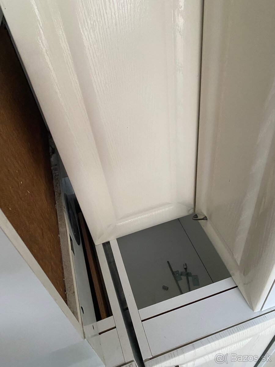 Kuchynská linka - 7