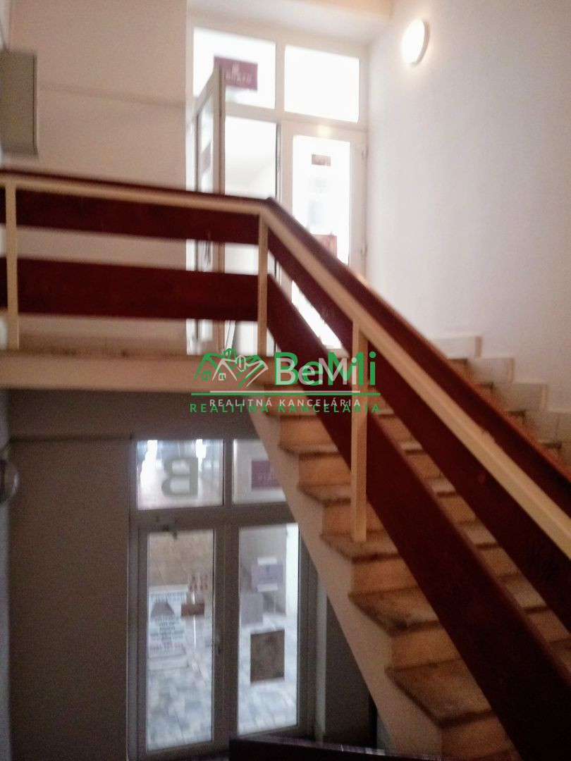 Kancelársky priestor na prenájom-Lučenec - 7