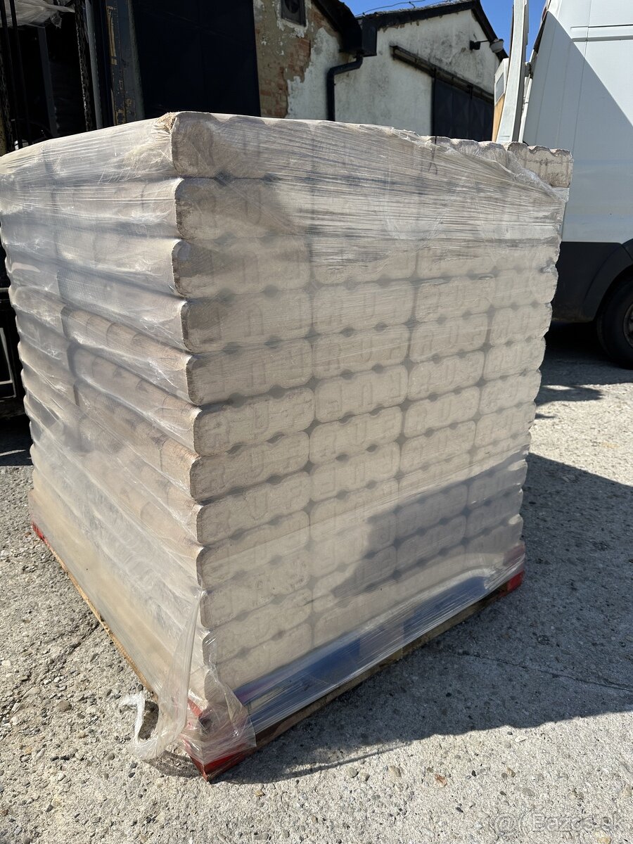 Drevene brikety RUF Pini Kay - 7