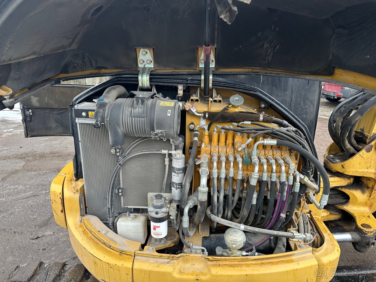 Cat 305 C CR 2010 - 7