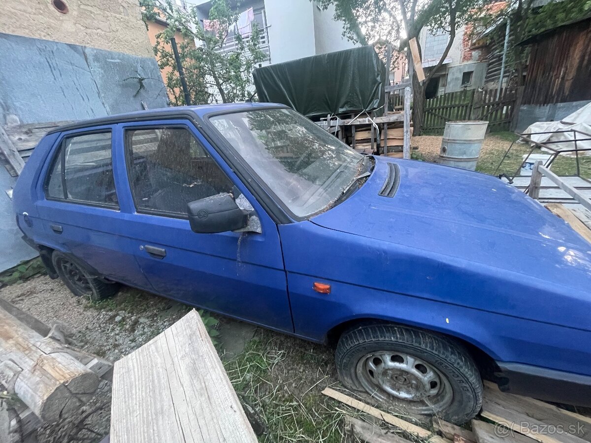 Predam 2x Skoda Favorit - 7
