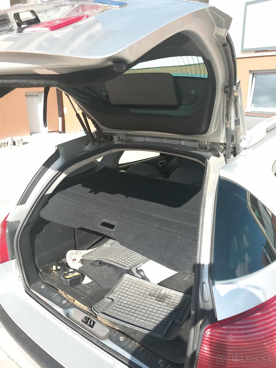 Peugeot 407sw 2.0hdi dnes robena nova stk a ek - 7