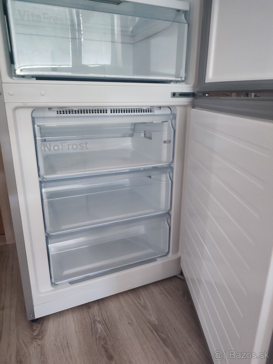 Chladnička Bosch A+++ - 7