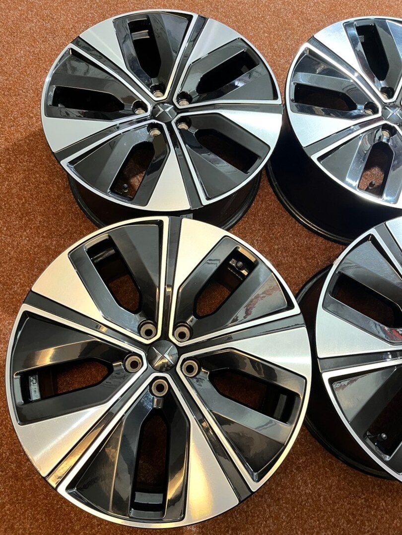 5x108 R19 originál POLESTAR 2 - dvourozměr - 7