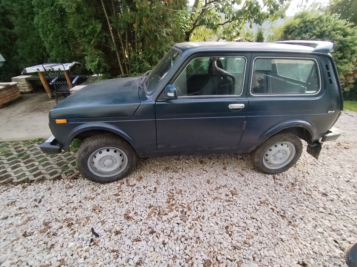 Lada Niva - 7