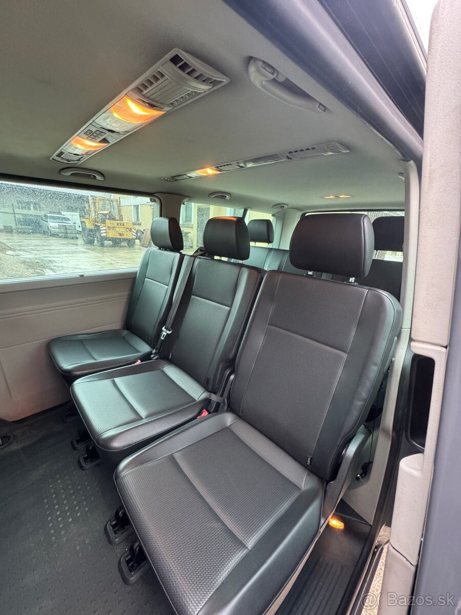 Volkswagen Transporter T6 2.0 TDi DSG - 7