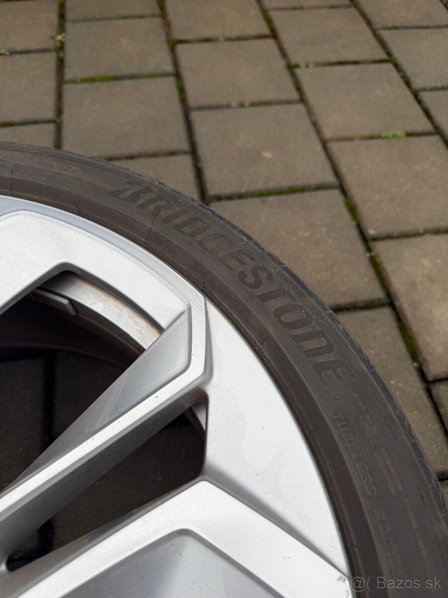 Letná sada Škoda Altair 19" + Brigestone 225/40 R19 - 7