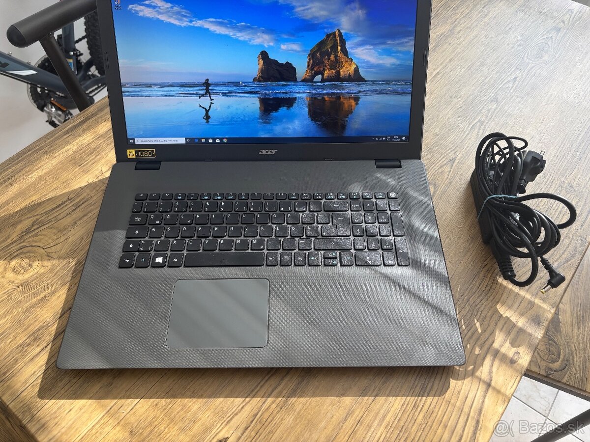 17.3/Acer Notebook/i5-5200/4GB RAM/500GB SSHD /Intel HD 2GB - 7