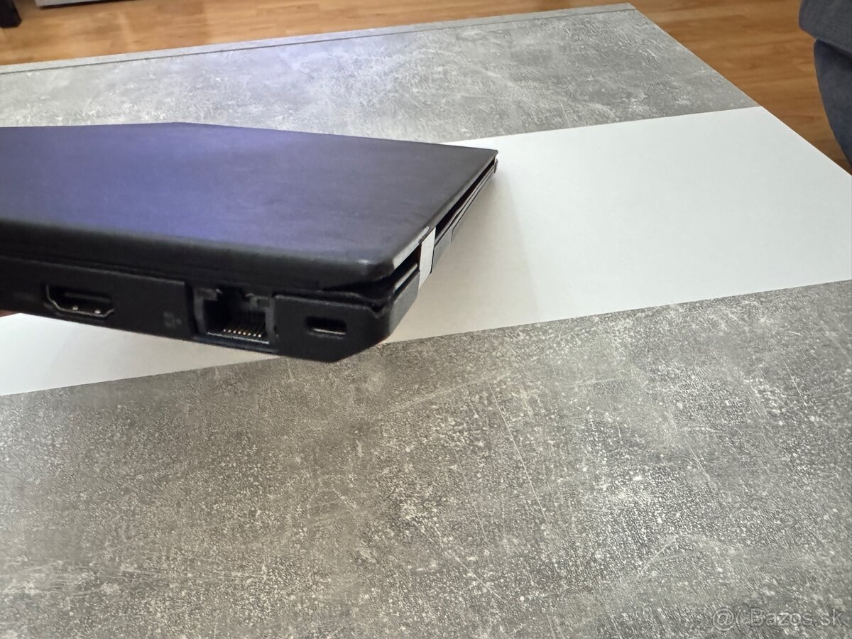 Lenovo ThinkPad T570 i5/16GB/256GB – výkon na programovanie - 7