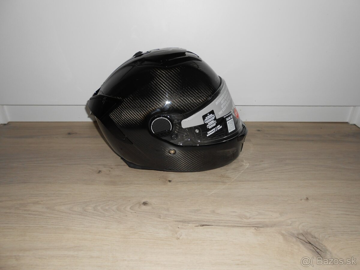 Predam krasnu novu karbonovu moto prilbu znacky SHARK SPARTA - 7